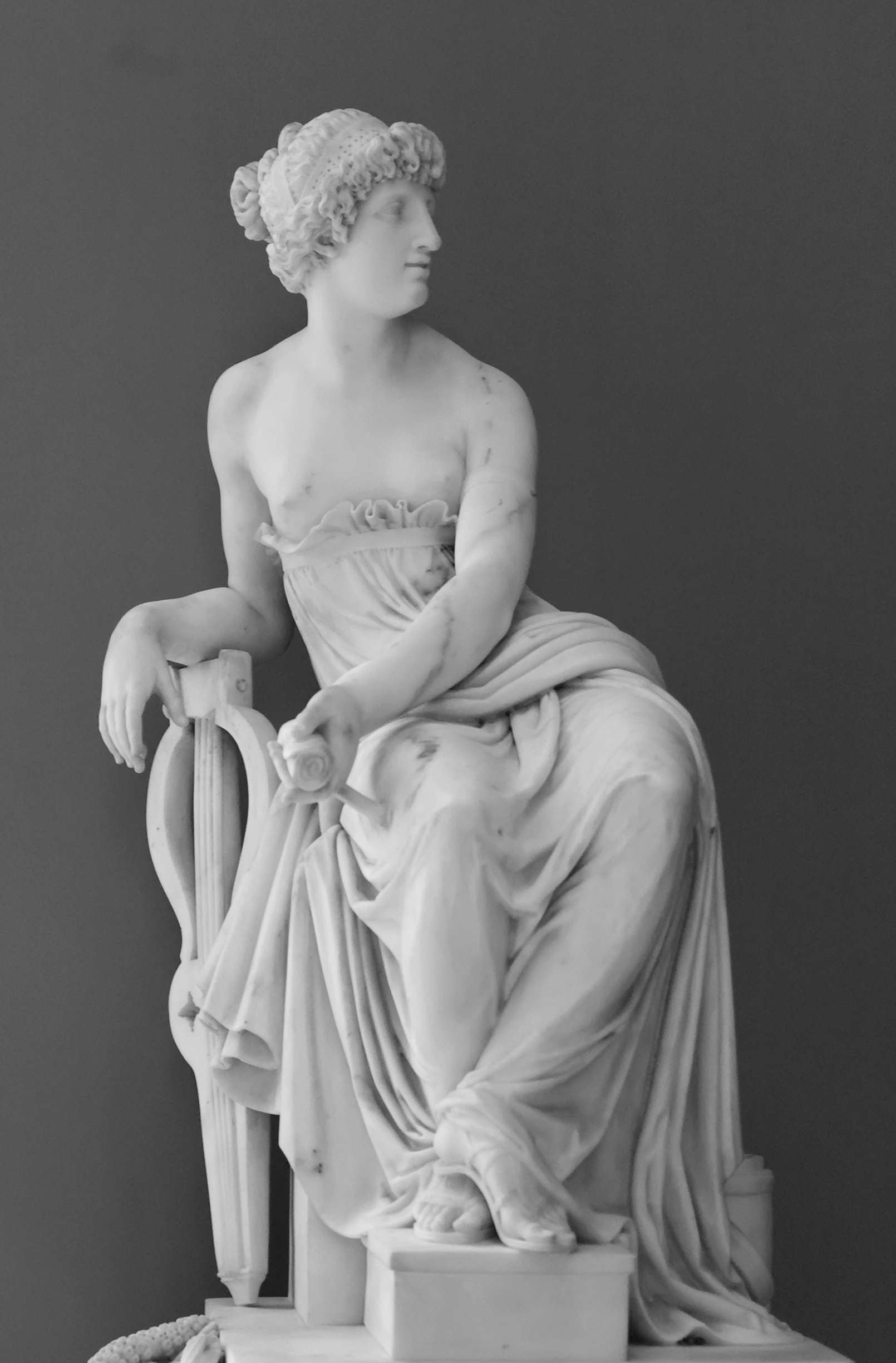 Sappho by Claude Ramey ,1801 (photograph by Marie Lan Nguyen via Wikimedia Commons)