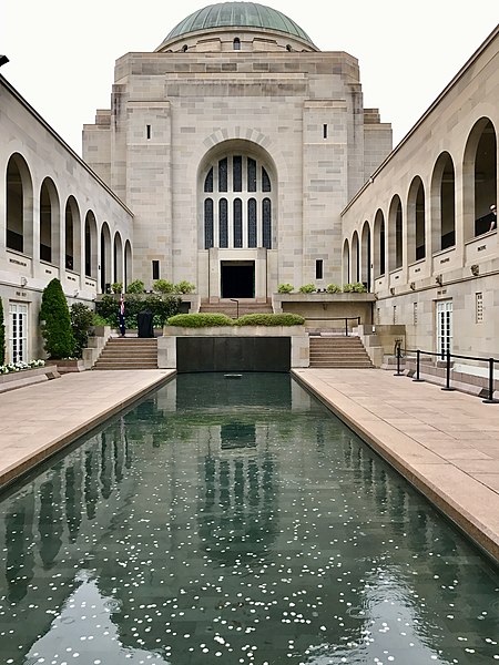 Australian War Memorial Canberra, 2017 (Kgbo via Wikimedia Commons)