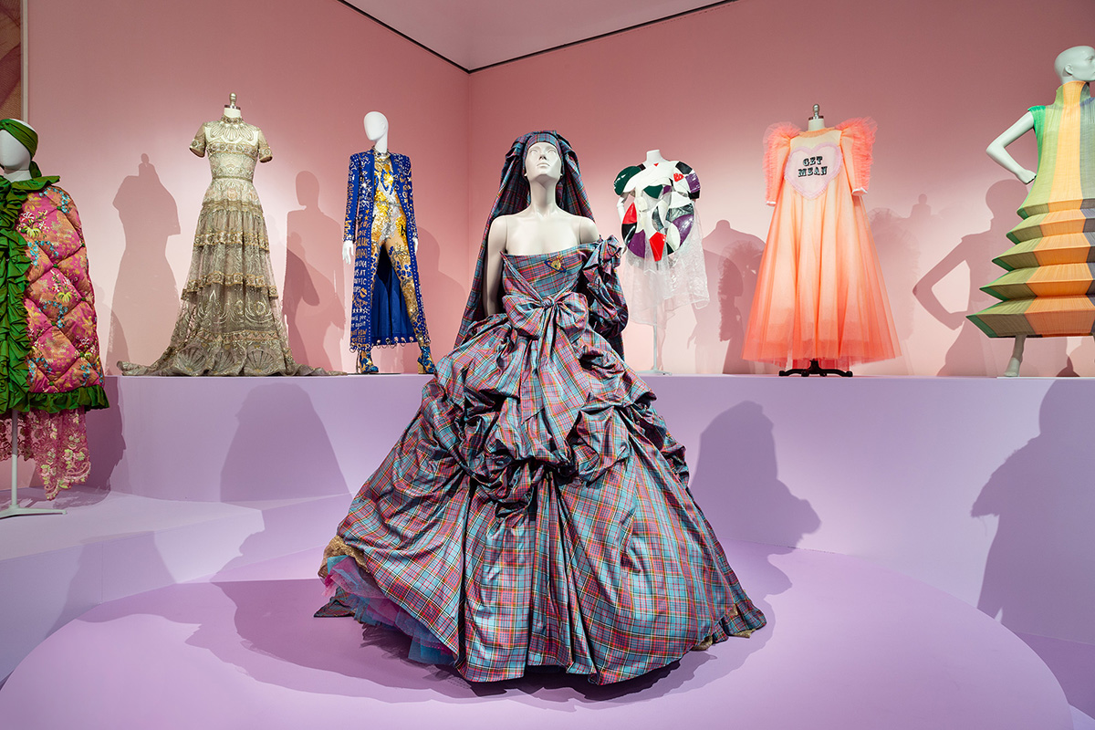 Installation view: Radical Textiles, Art Gallery of South Australia, Adelaide (photograph by Saul Steed)