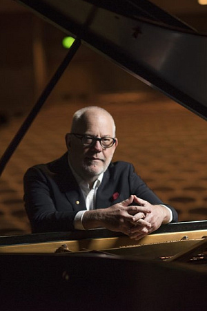 Paul Grabowsky (© Paul Grabowsky)
