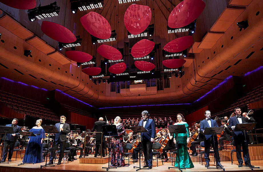 rose la gioconda The cast of La Gioconda with the Opera Australia Orchestra photograph by Keith Saundersjpg
