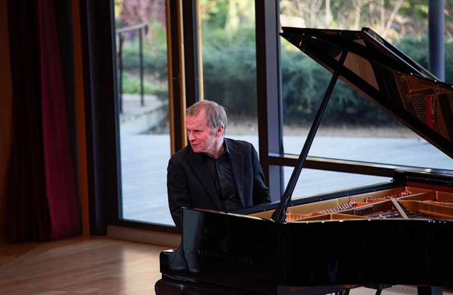 Steven Osborne: A highly individual pianist at Ukaria by Graham Strahle