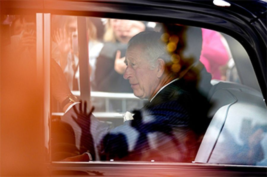 To wear the crown too easily: A bizarre new reign begins by Clare Monagle