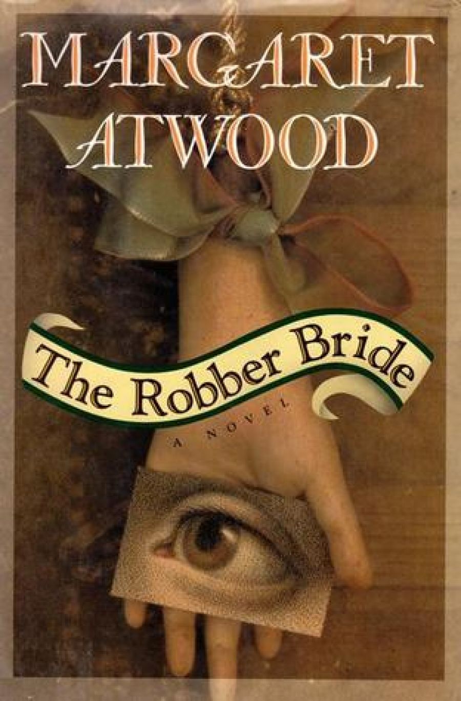 Margaret Smith reviews The Robber Bride by Margaret Atwood