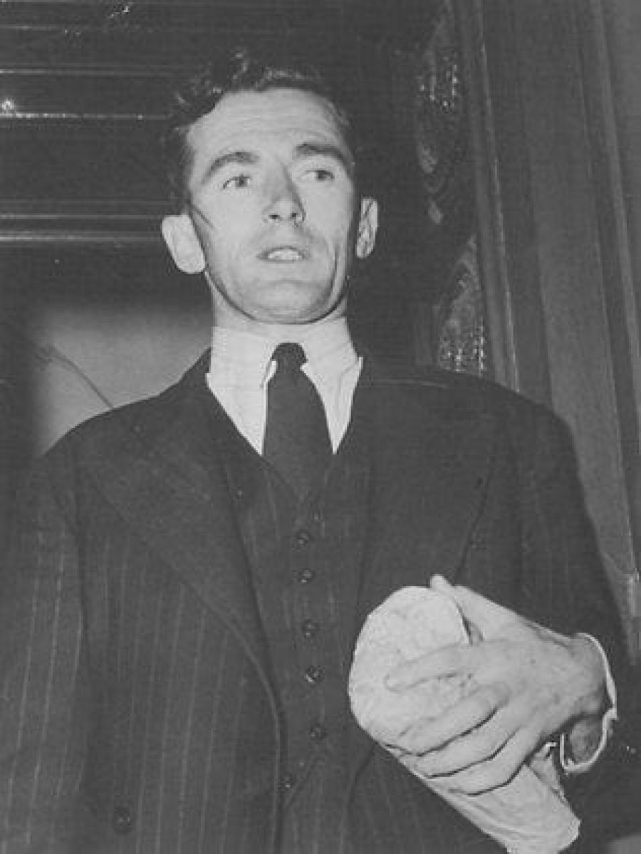 La Trobe University Essay | A BIG LIE: Manning Clark, Frank Hardy and Fictitious History by James Griffin