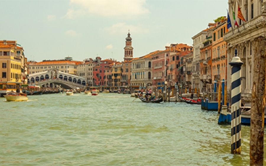 There Are No Stars Here, Either by Lauren Sarazen | Jolley Prize 2021 (Shortlisted)