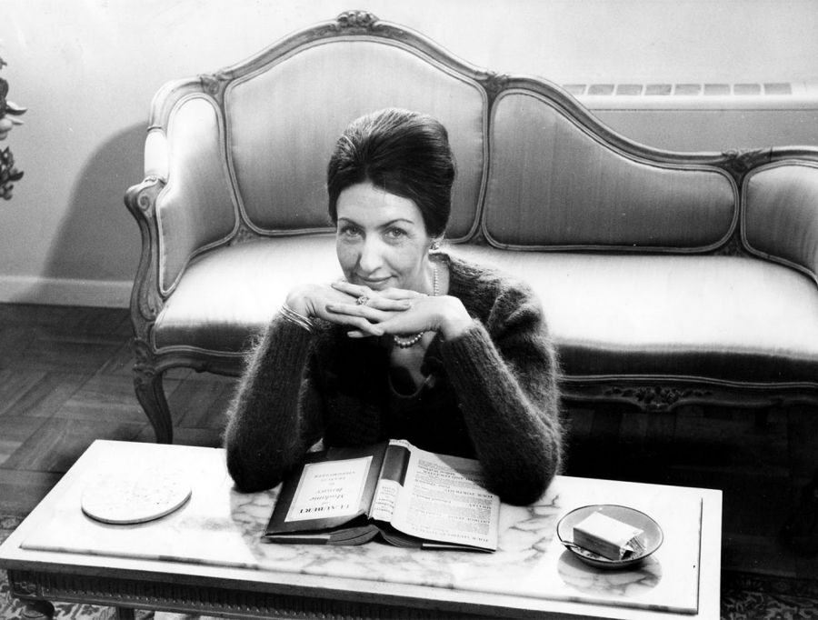 In more than one place: Cosmopolitanism in the work of Shirley Hazzard by Brigitta Olubas