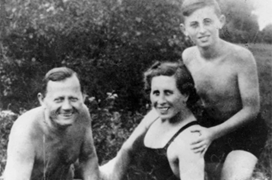 Ghosts, Ghosts Everywhere by Sarah Gory